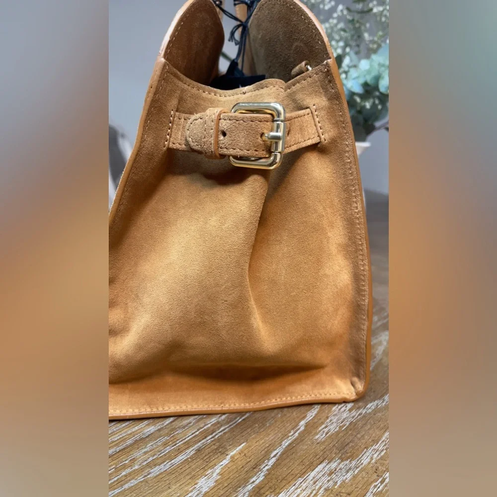 Claudia Firenze TikTok Viral The Row Margaux Suede Camel bag
TjMaxx Marshalls - Picture 11 of 15